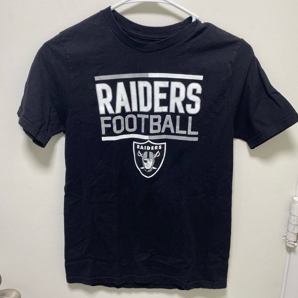 NFL Raiders 14-16 Kids Black and White Short Sleeve Tee, EUC, maybe worn once